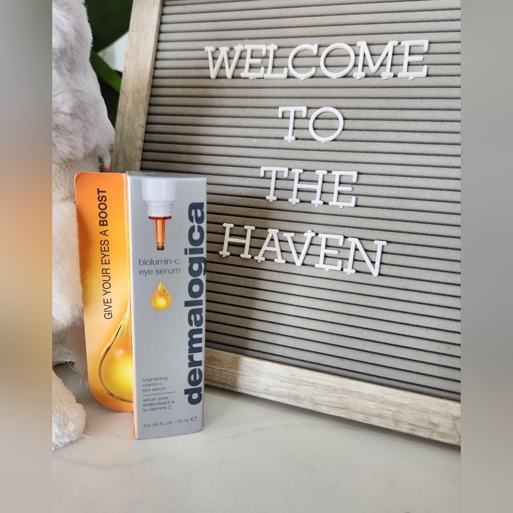 Dermalogica Biolumin-C Eye Serum in White and Orange